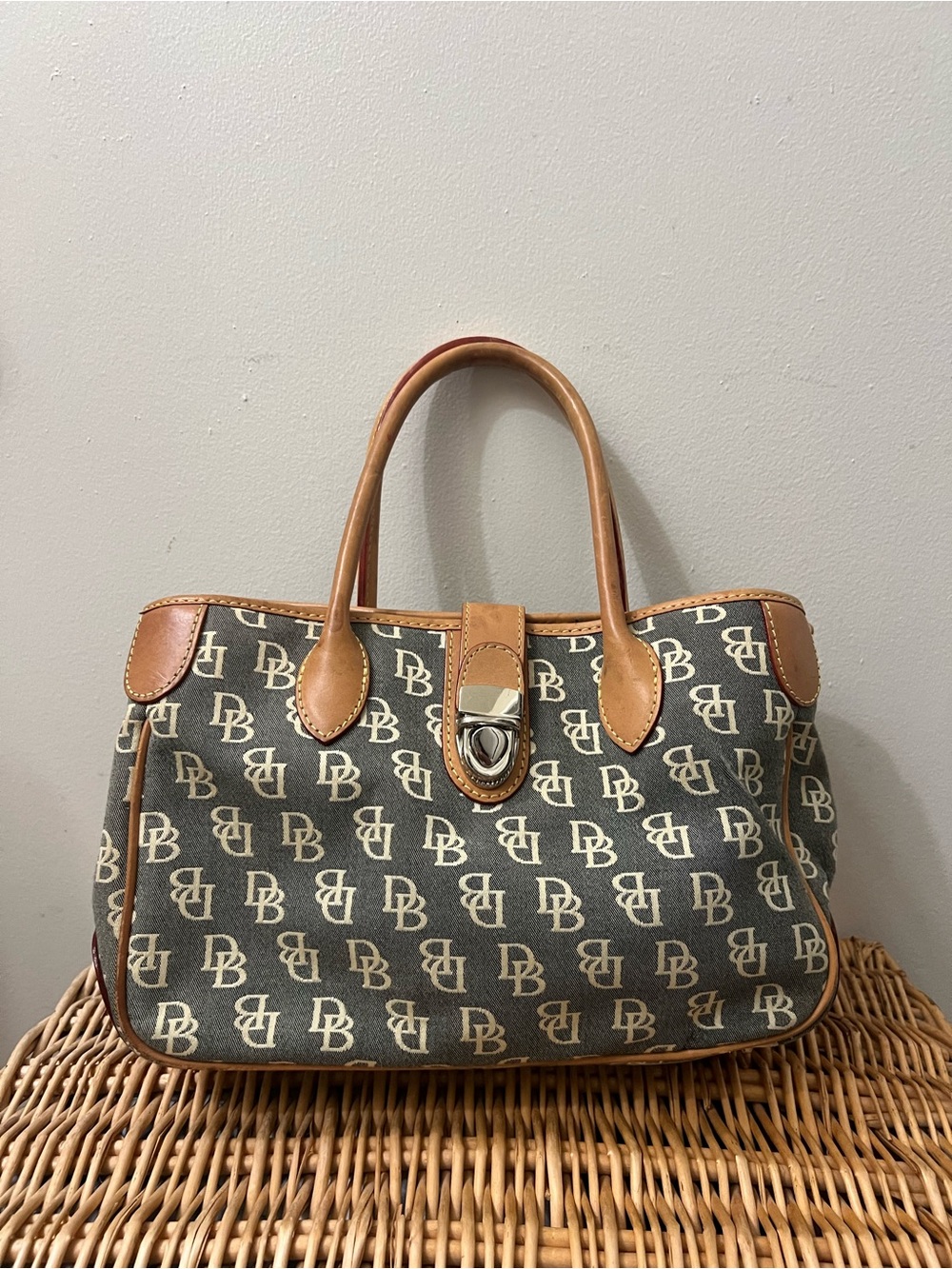 Dooney & Bourke Signature DB Turnlock Satchel / Small Tote
